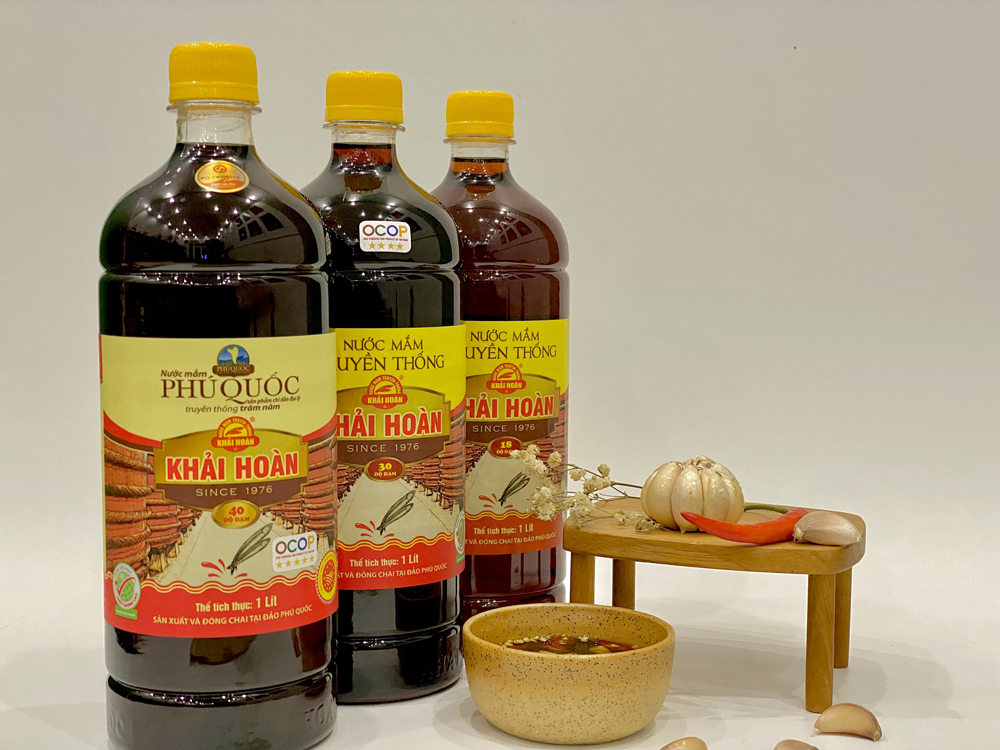 Nước Mắm Truyền Thống Khải Hoàn 18N - Chai 1 Lít